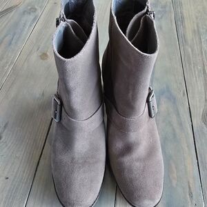 New! UGG Fern Waterproof Bootie Gray Taupe Nubuck Leather Size 9  1106565